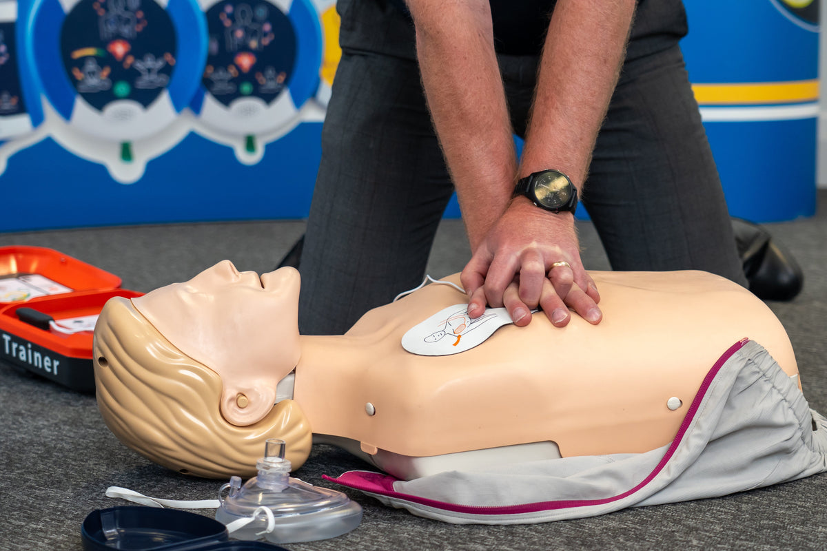 Save Hearts Program — defibshop | Heartsafety